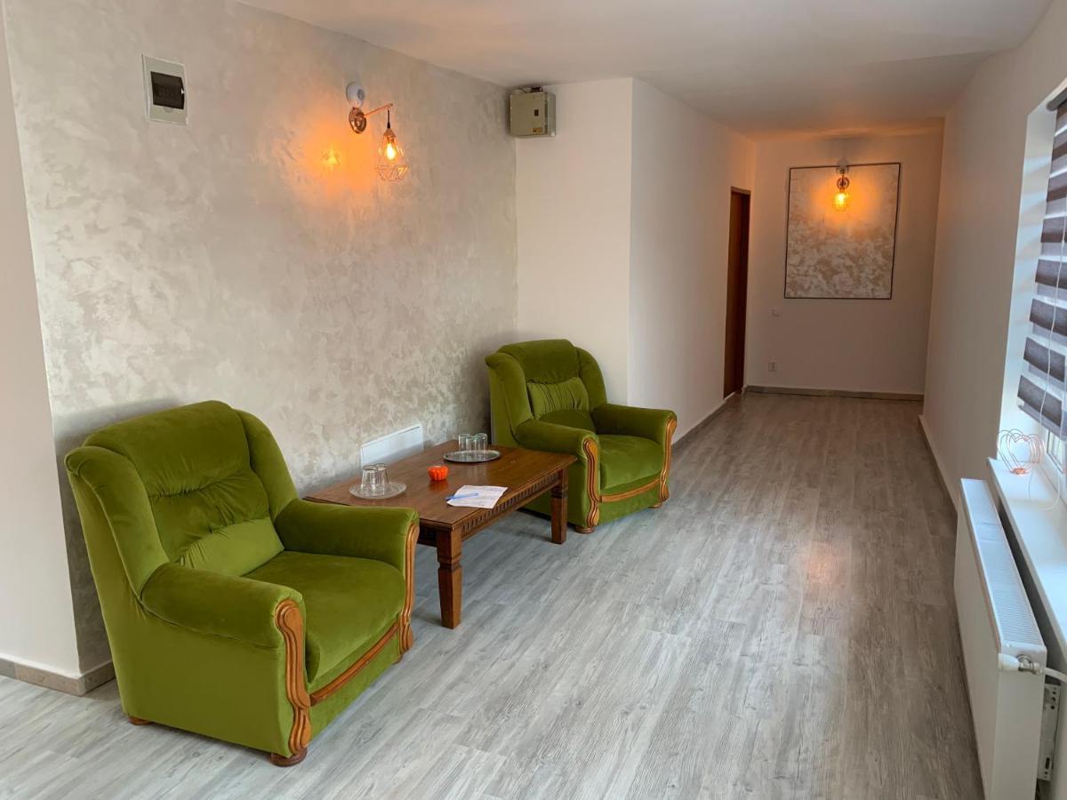 Motel Casa Ryana Self Check-In Gilău Esterno foto